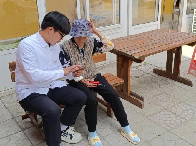 03a4de79a52189569f64f50907de7b1b